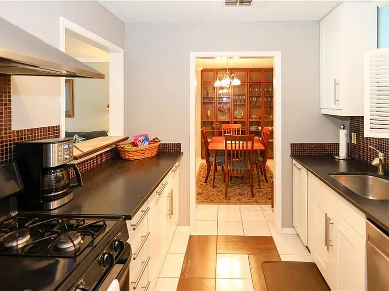 402 Olde Mill Ln — Photo 23