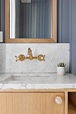 Sold by Compass | media 9