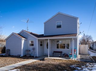 435 S Gilbert St, Powell, WY 82435