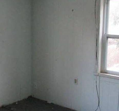 4th image of 208 Delancey Ln