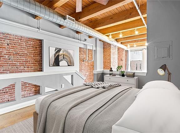 3rd image of 706 Broadway Blvd APT 201