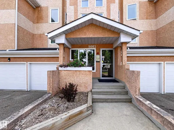 9003 106a Ave NW #211, Edmonton, AB T5H 3Y7