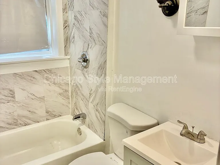 6900 S Jeffery Blvd #G — Photo 7