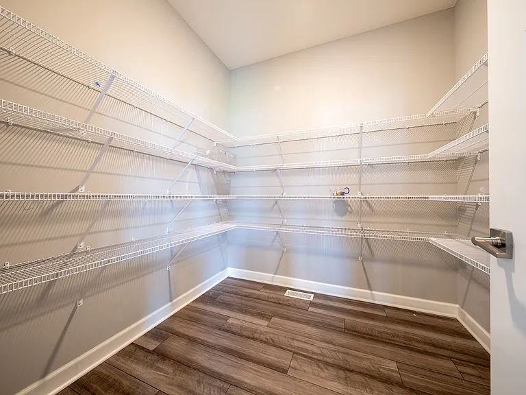 6644 Coach House Ln — Photo 6