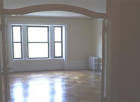 4th image of 501 W 110th St APT 03C