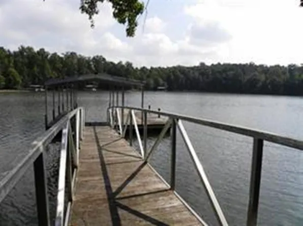 405 Boaters Row, Fair Play, SC 29643