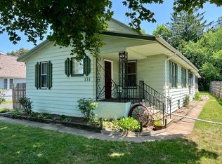 131 Sutherland Ave, Watervliet, MI 49098