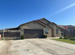 6301 Ocean Jasper Dr, Bakersfield, CA