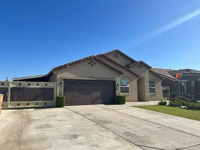 6301 Ocean Jasper Dr photo 1