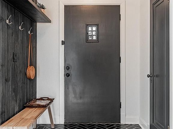 4th image of 5045 E 17th Ave