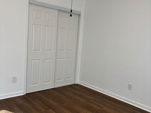3rd image of 2346 Horne Ave APT 4