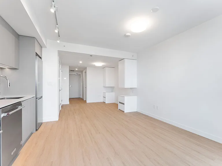 10420 City Pkwy — Photo 37