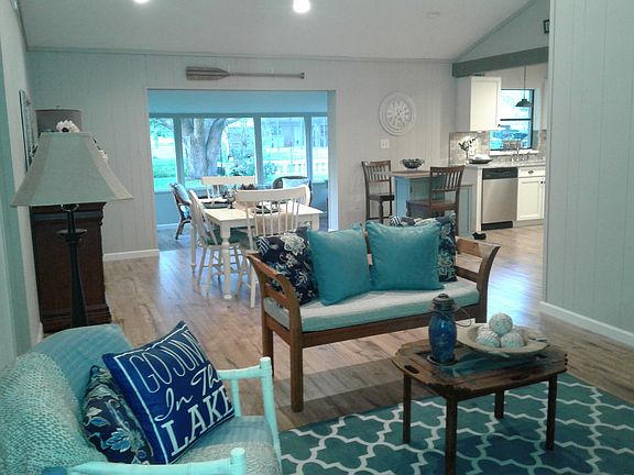 3rd image of 12423 Blue Heron Way