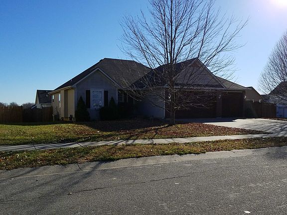 2nd image of 5431 Woodside Ave
