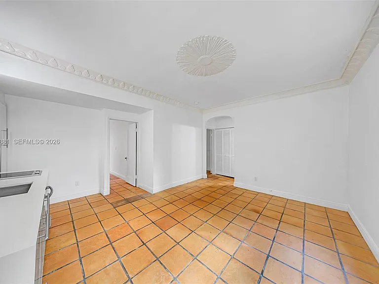 844 Jefferson Ave #2 — Photo 6