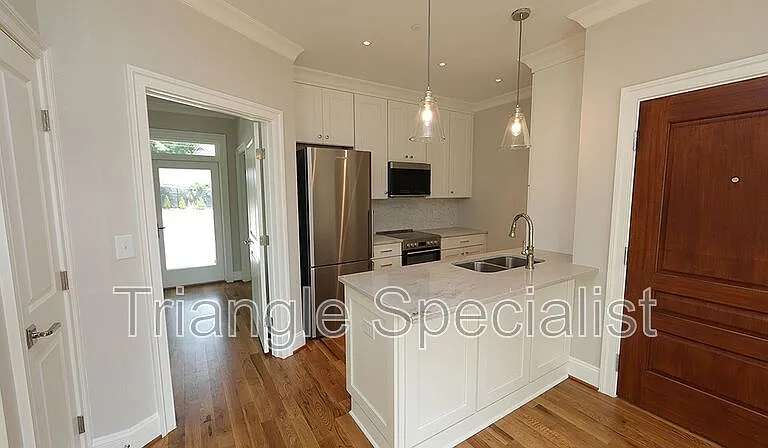 2018 Smallwood Dr #A — Photo 10
