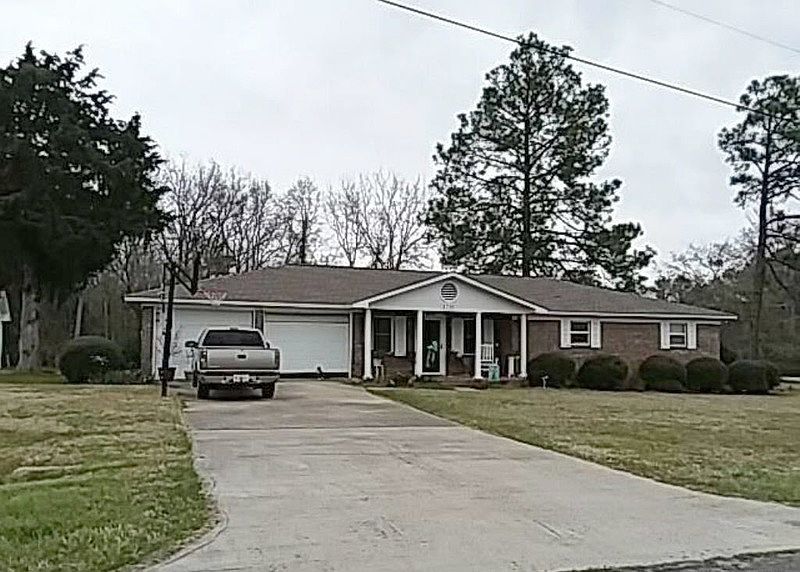 1st image of 1716 Moses Dr