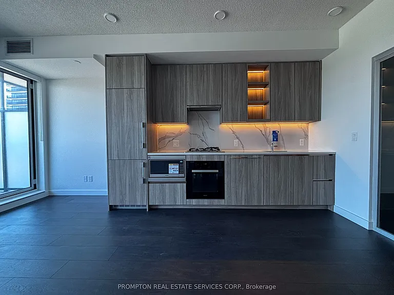 75 Billes Hts #1906 — Photo 4