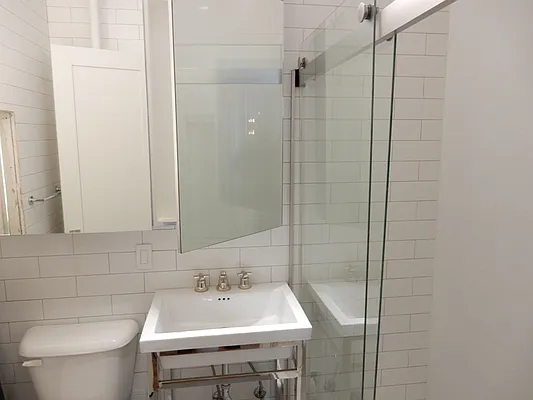 Rented by (Legacy) NY Quality Living Uptown | media 37