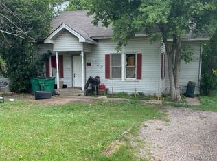 205 S Carpenter St, Mart, TX 76664