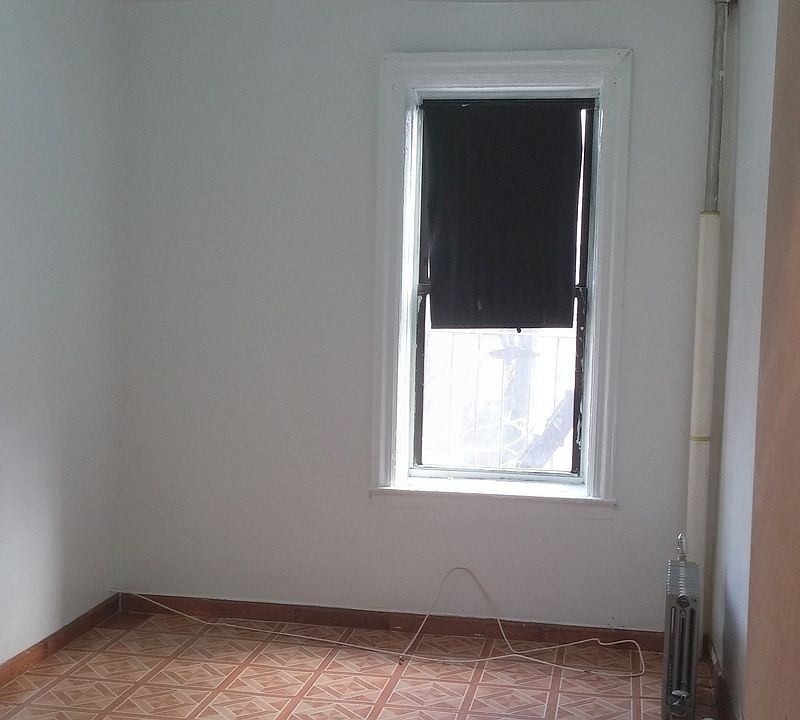 2nd image of 1972 Walton Ave APT 4J