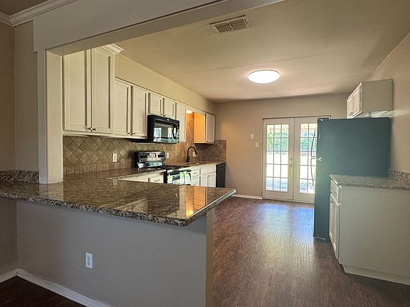 5th image of 8414 Cambridge Rd APT C06