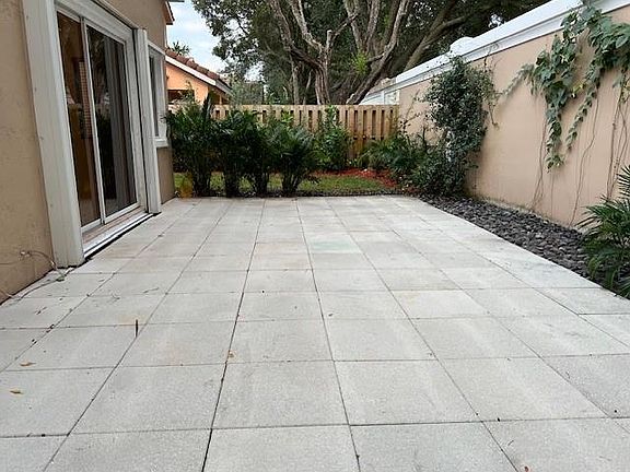 3rd image of 10072 NW 2nd St