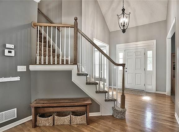 4th image of 5126 Aminda St