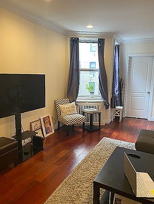 2nd image of 348 E 58th St APT 5C