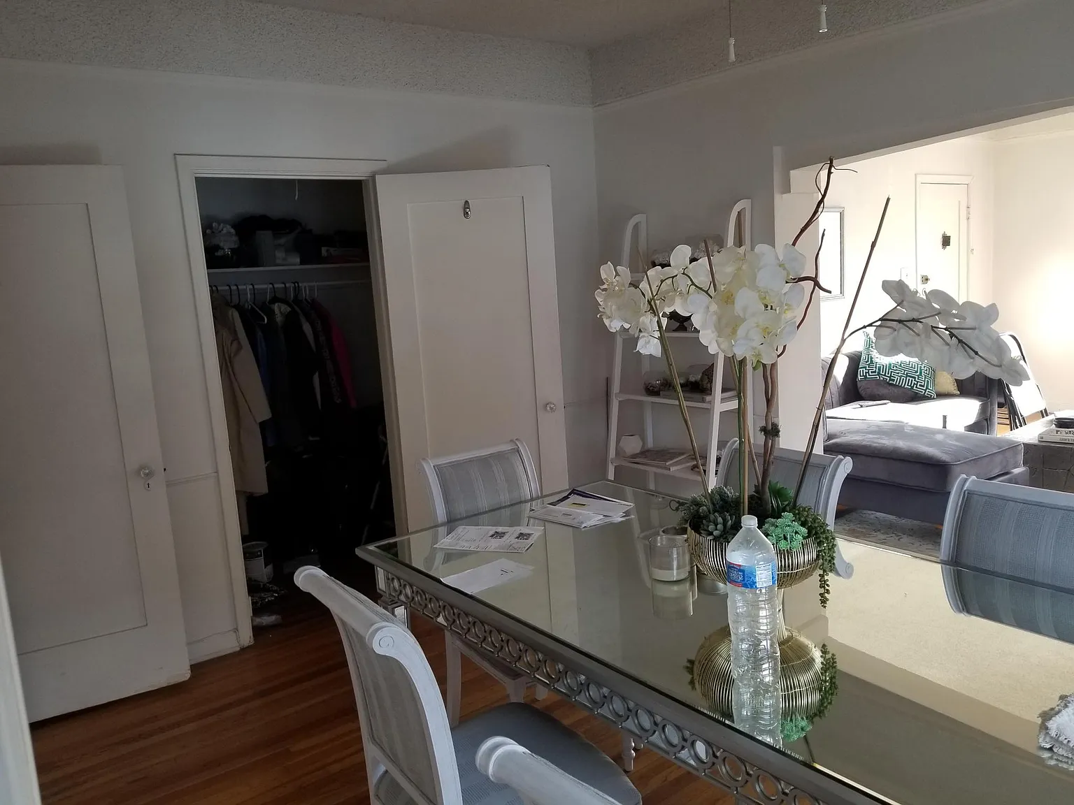 2 bed, 1300 sqft, $3,399 — Photo 4