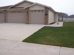 2502 Michael Ln SE, Mandan, ND 58554