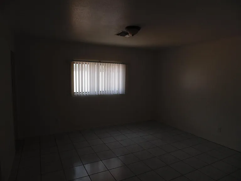 11792 W Larkspur Rd — Photo 8