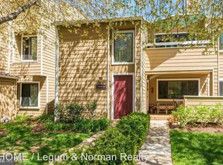 11034 Villaridge Ct #B, Reston, VA 20191
