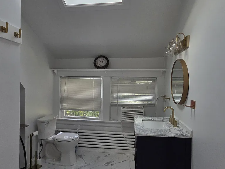 145 Christie St — Photo 15