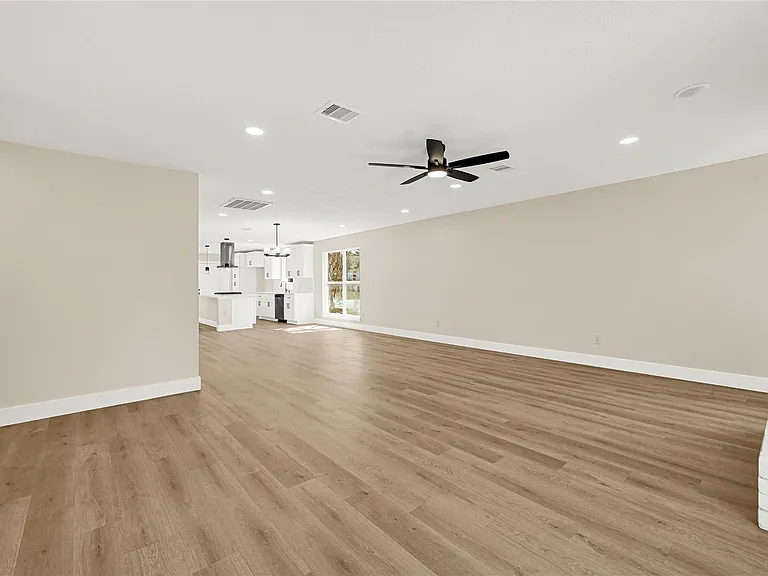 3203 Falling Brook Dr — Photo 16
