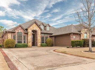 3 Pinnacle Ct, Mansfield, TX 76063