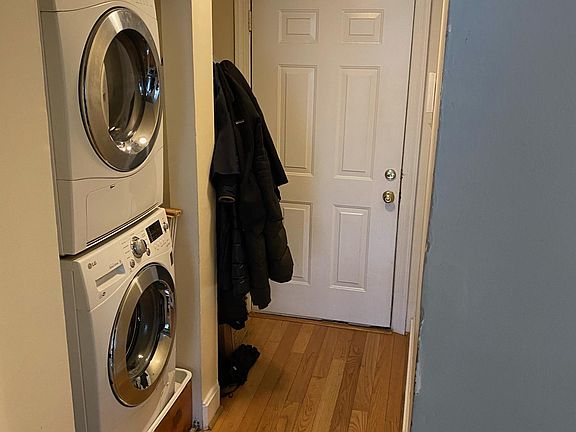 5th image of 917 Pine St Floor 3