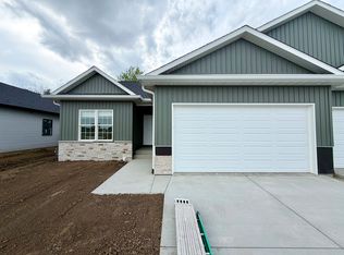 1707 Ambleside Dr, Springfield, IL 62711