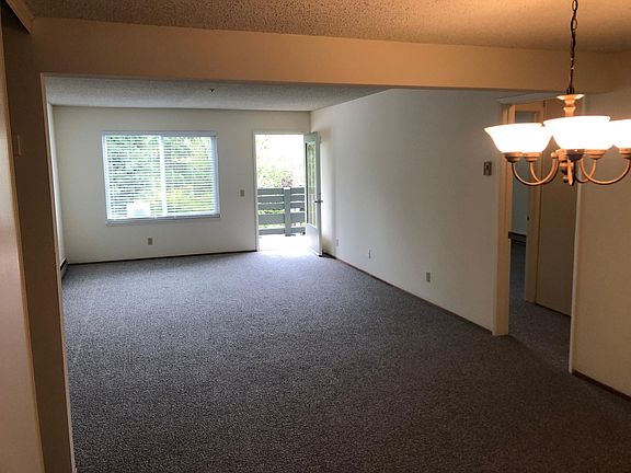 5th image of 4008 Farm Hill Blvd APT 203