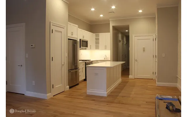 Rented by Douglas Elliman | media 18