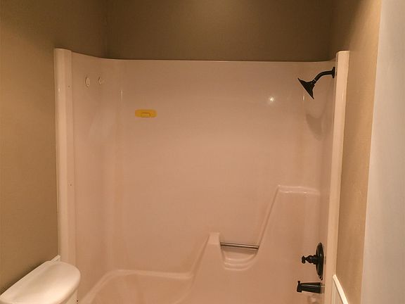 5th image of 1135 Hillside Dr