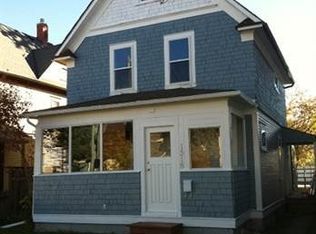 1518 4th St NW #1A, Calgary, AB T2M2Y9