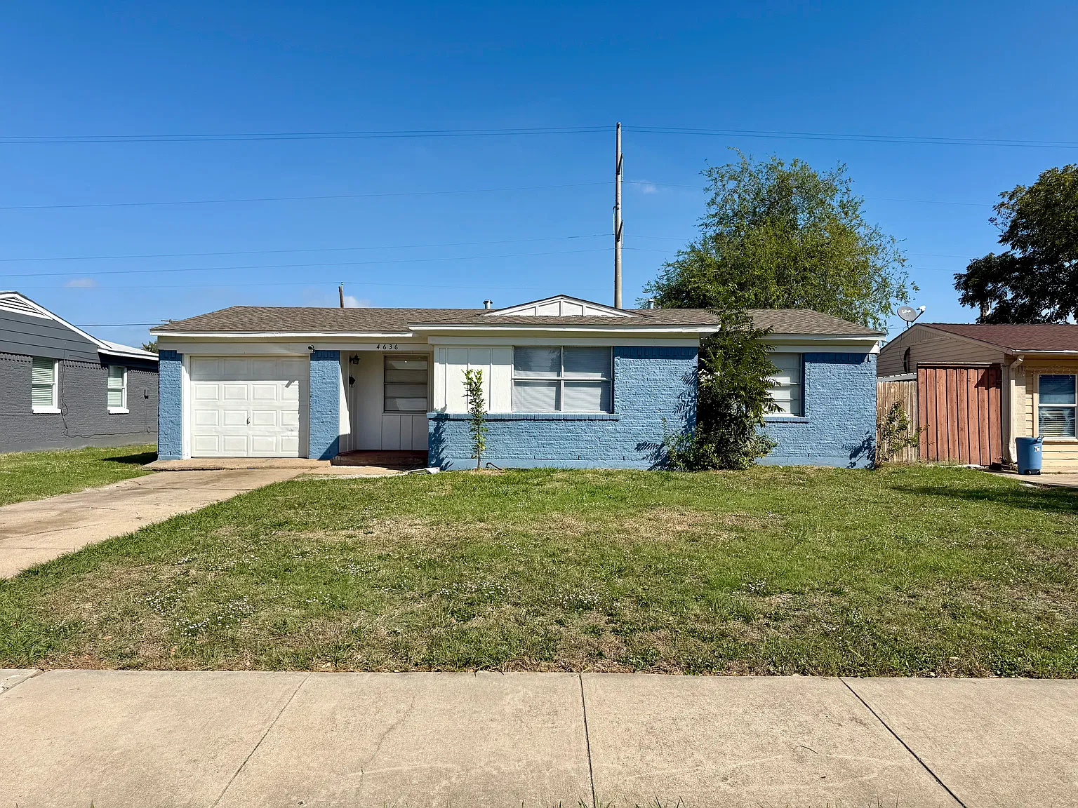 3 bed, 981 sqft, $1,800 — Photo 1