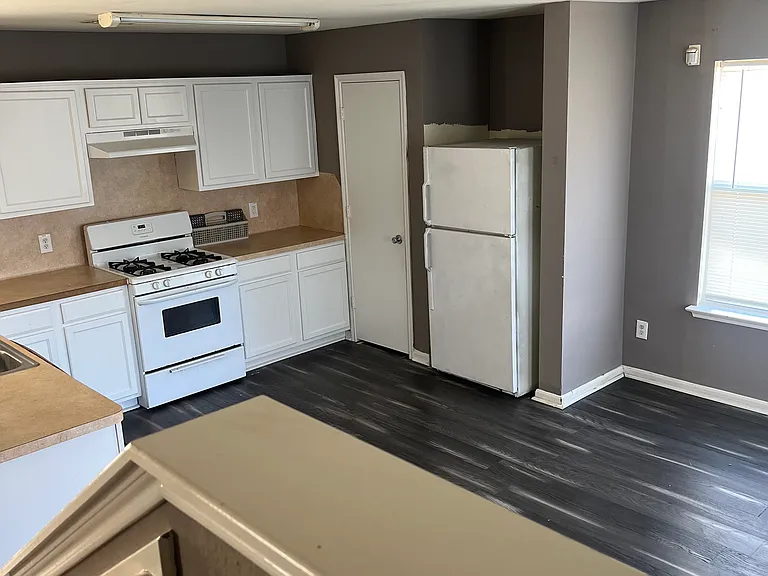 21627 Dawn Timbers Ct — Photo 5