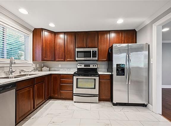 5th image of 5870 Orleans Ave
