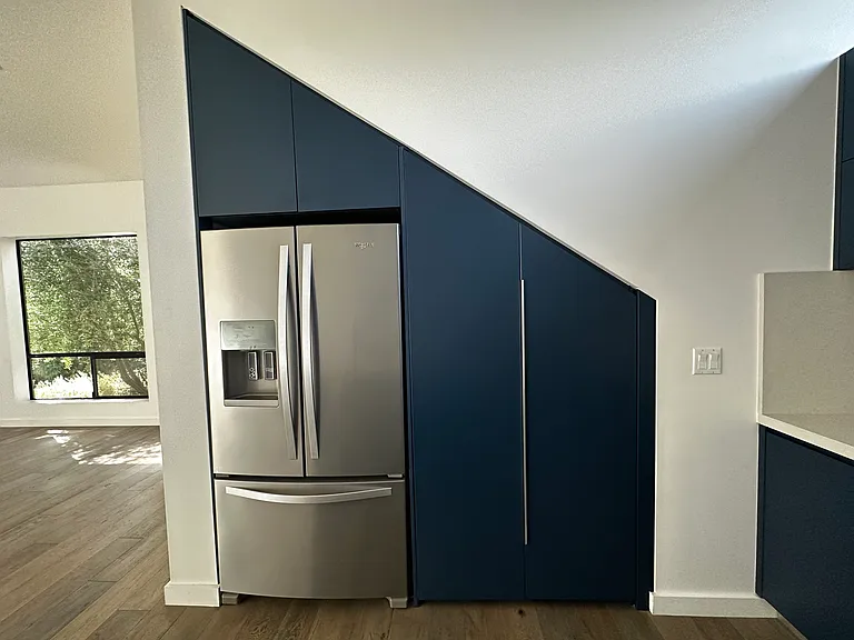 2826 S Cloverdale Ave — Photo 3