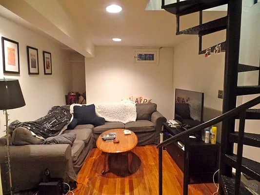 Rented by Halstead Real Estate | media 28