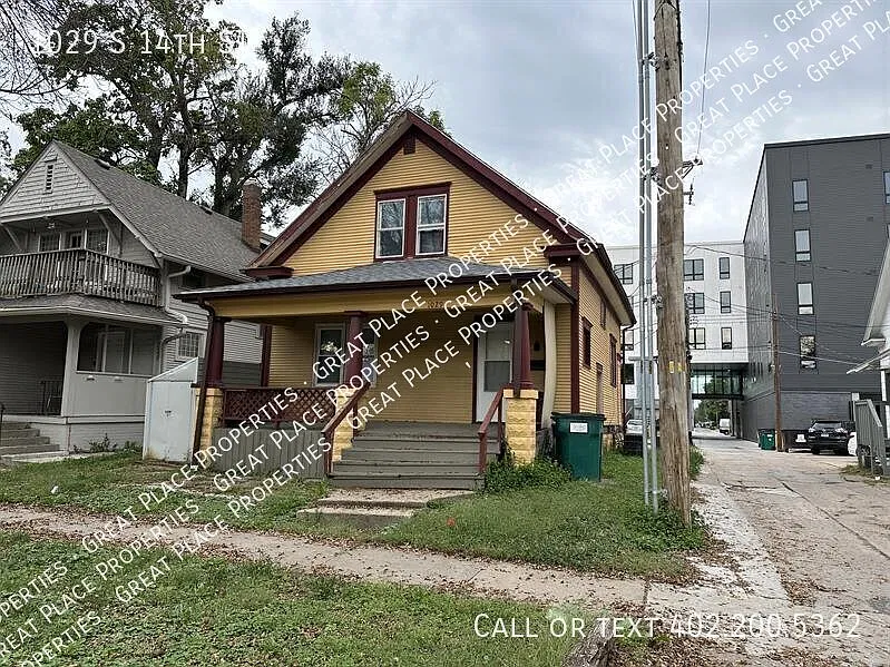 3 bed, $1,199 — Photo 1