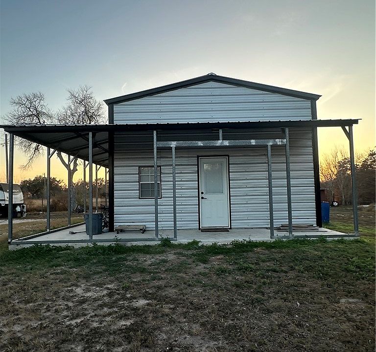 1st image of 1900 Viggo Rd