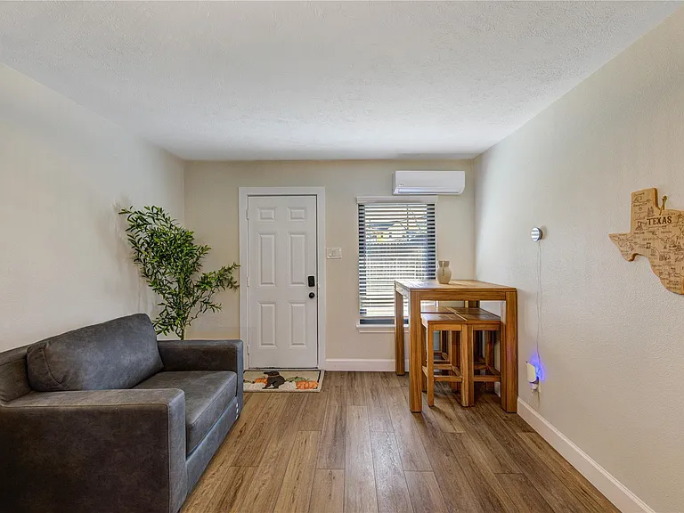 3201 Westridge St #A — Photo 12